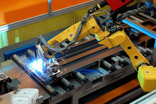 神舟飞天耀寰宇，匠心铸梯传精神——祝贺神舟十二号成功发射，以航天品质铸造辛格林电梯卓越未来